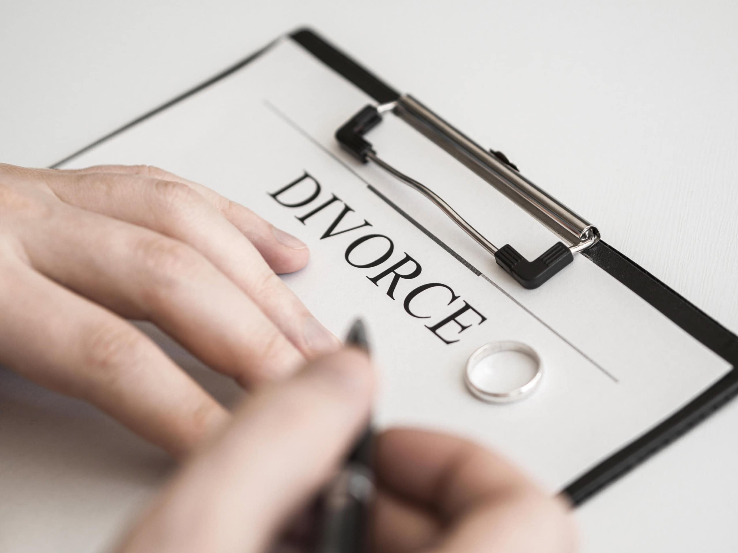 Is Divorce Paperwork Public Record in Arizona? What Becomes Part of the File